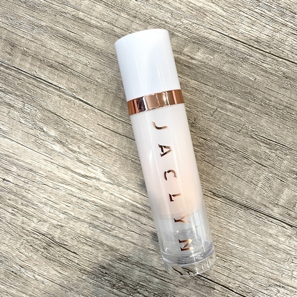Jaclyn Skin Perfecting Blurring Tint in Fair